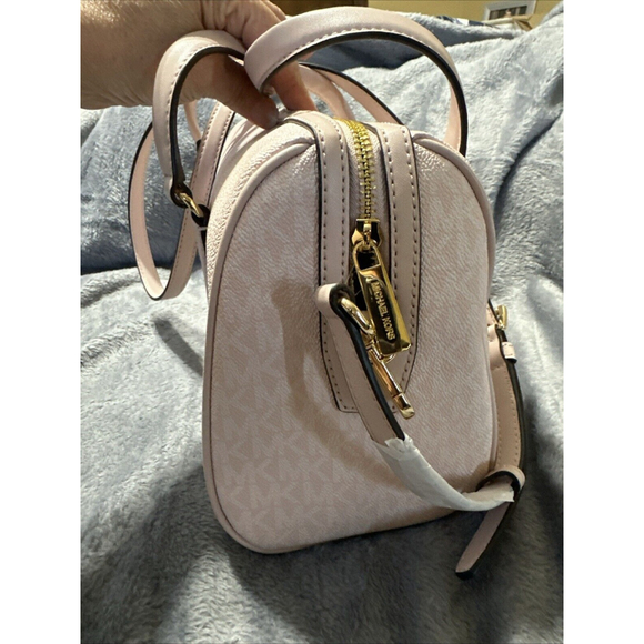 Michael Kors Medium Duffle Bag Satchel Light Powder Blush Pink MK Signature - Picture 7 of 13